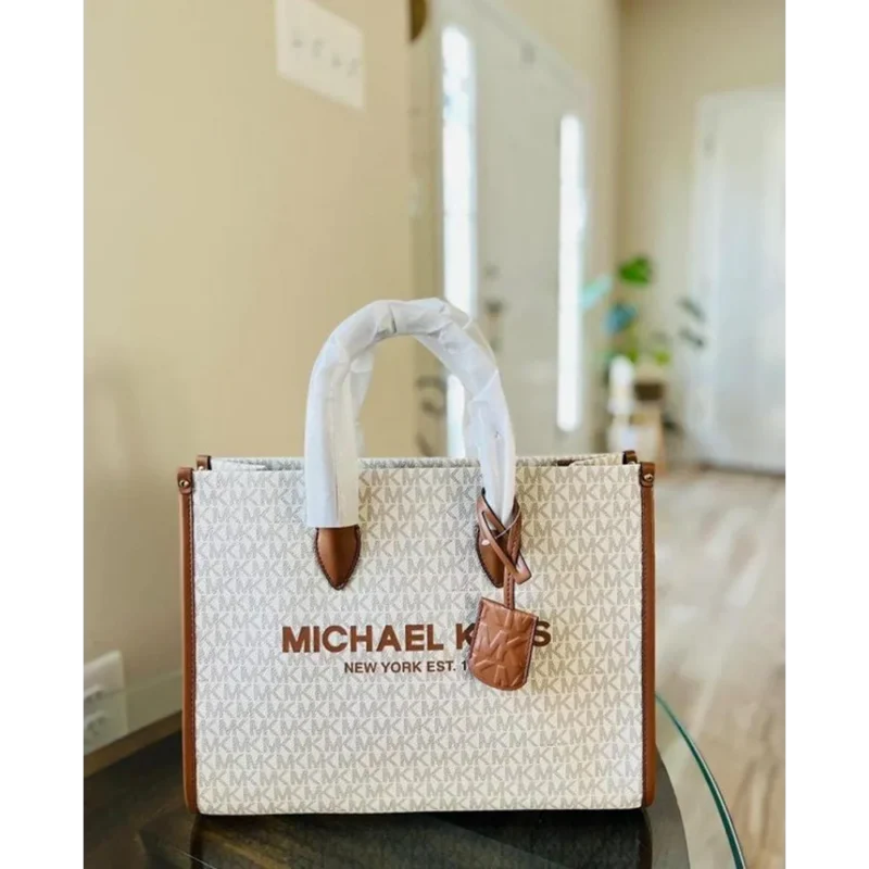 Stylish Michael Kors Handbag For Women (SFS25)