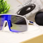Oakley Sunglasses (LAZ51)