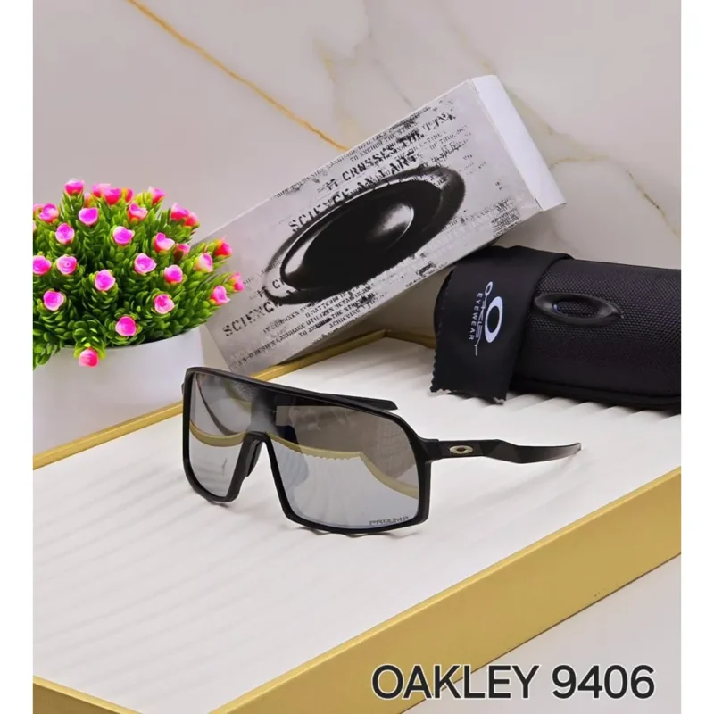 Oakley Sunglasses (LAZ52)