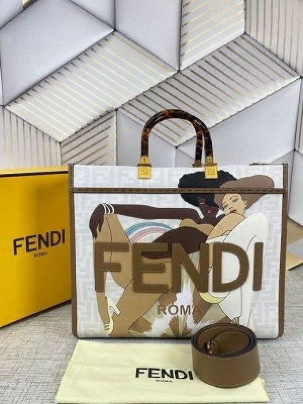 Fendi Handbag For Women (