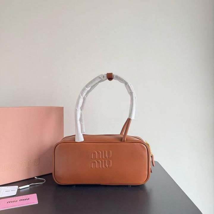 photo_2025-06-19_09-17-46.jpg Miu Miu Bag Top Handle For Women (LAB1270)