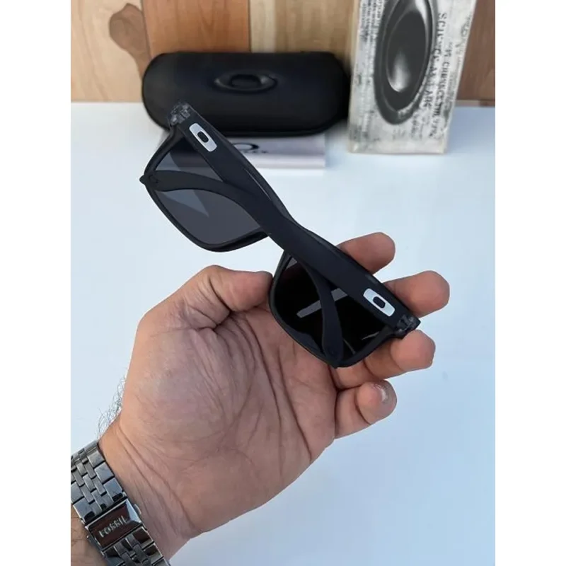 Oakley Sunglasses (ETS317)