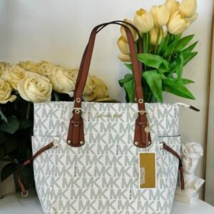 Trendy Michael Kors Voyager Tote Bag With Side Pocket & Dust Bag For Women (LAB1314)