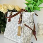 Trendy Michael Kors Voyager Tote Bag With Side Pocket & Dust Bag For Women (LAB1314)