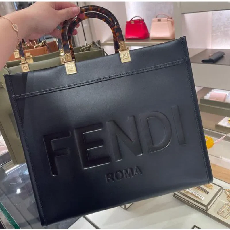 photo_2025-09-29_09-12-43.webp Premium Fendi Roma Tote Bag With Dust Bag For Women (LAB1523)