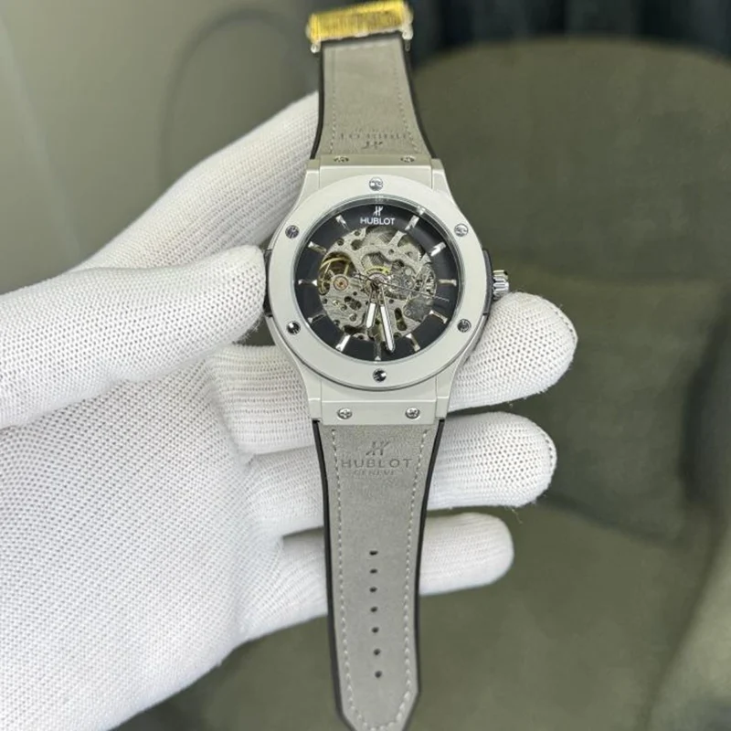 Luxury Hublot Automatic Watch For Men (BOT3113) - stayhit.in
