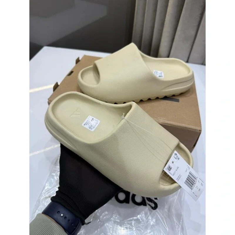Premium Adidas Yeezy Slides For Men (HS537) - stayhit.in