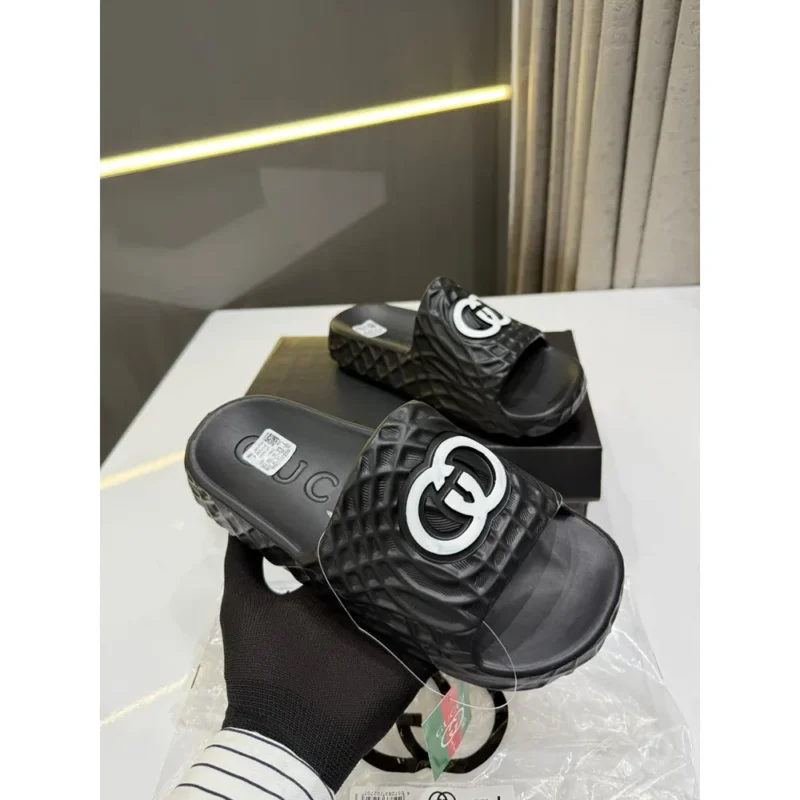 Premium Gucci Flip Flops For Men (LAB1692) - stayhit.in