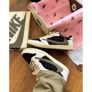 Premium Nike Air Jordan Retro 1 Low Shoes For Men (SOS211) - stayhit.in