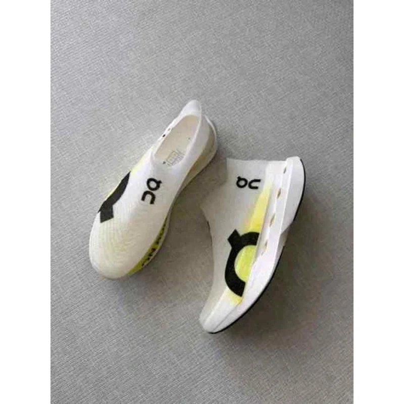 Premium On Cloudboom Strike Shoes Ls White Green For Men (BOT3503) - stayhit.in
