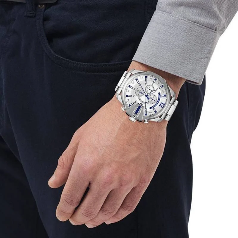 Stylish Diesel 10 Bar Watch Only The Brave For Men (SOS123) - stayhit.in