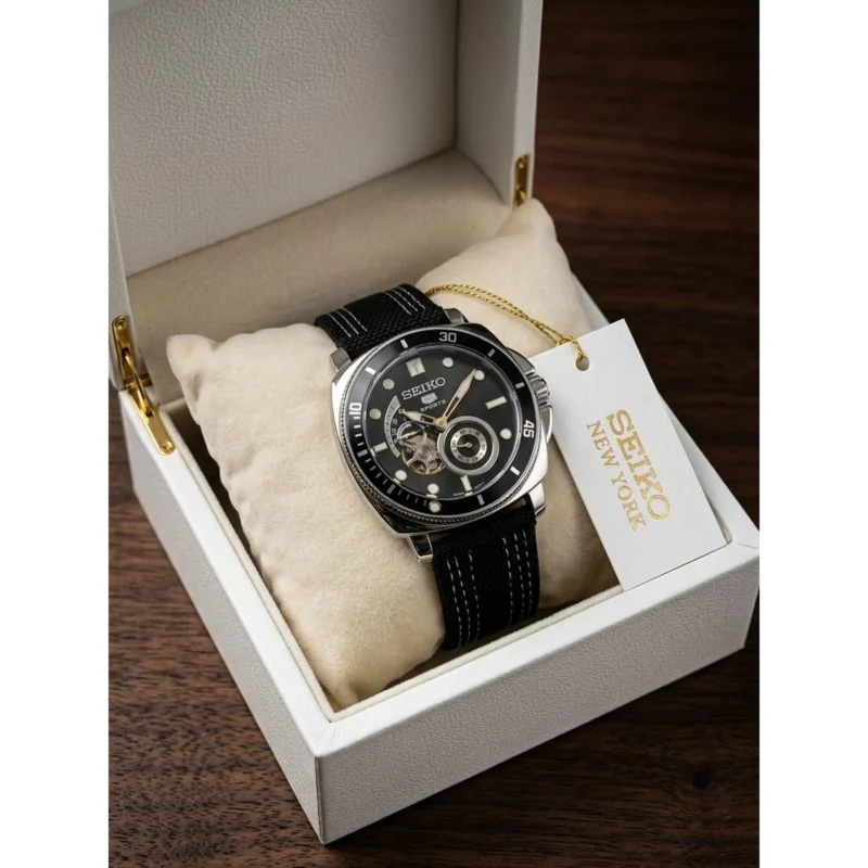 Stylish Seiko 5 Sports Automatic Watch For Men (LAB688) - stayhit.in